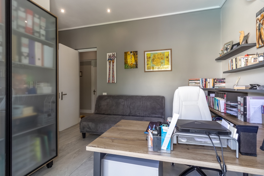 4 Bedroom Property for Sale in Pearl Valley at Val de Vie Western Cape